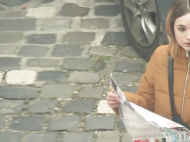 Sensual lesbian pussy eating with Ophelia Dust and Dolly Diore