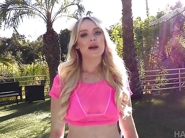 Lilly Bell - Orgasmic hard fuck with a hitachi and cum inside pussy