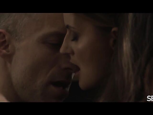 Sex Art erotica with sultry Tiny Tina and Lutro