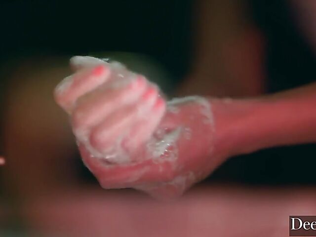 Alina Ali & Skye Blue - Kinky interracial threesome dream