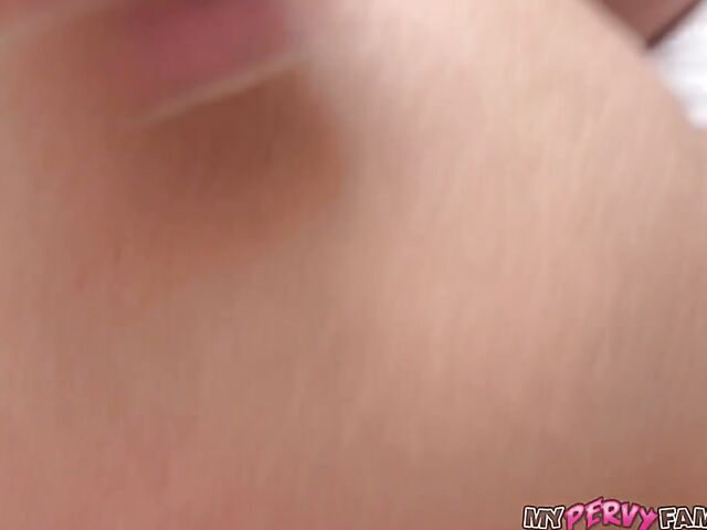 MILF stepmom and son roleplay porn with sexy Reagan Foxx