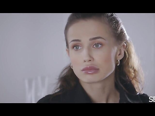 Nicole Love & Nick Ross - Sensual sex and pleasure on the couch