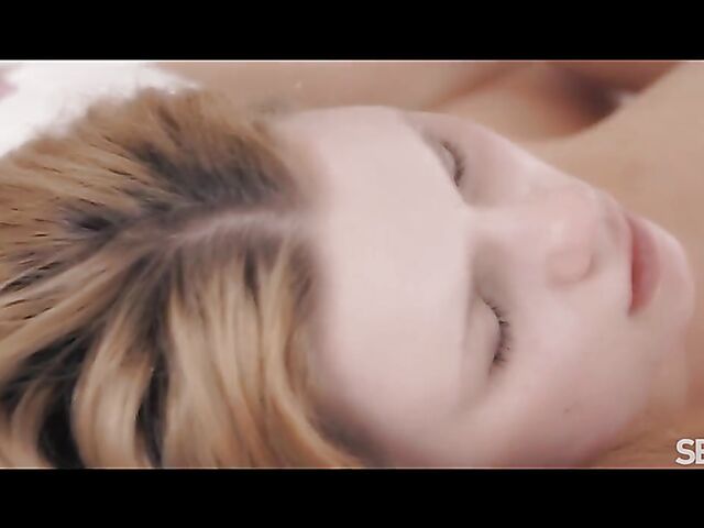 Dorian Del Isla gets Katarina Rina in the mood for love making