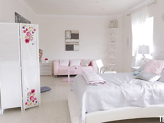 Petite blonde schoolgirl Jamie Jett gets nailed by a tall guy