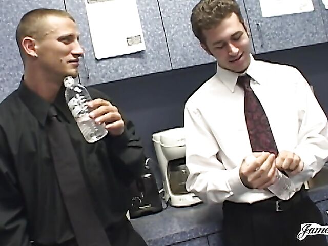 Office DP with horny secretary Samantha Sin