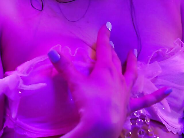 Aubree Valentine - Classy babe masturbation solo