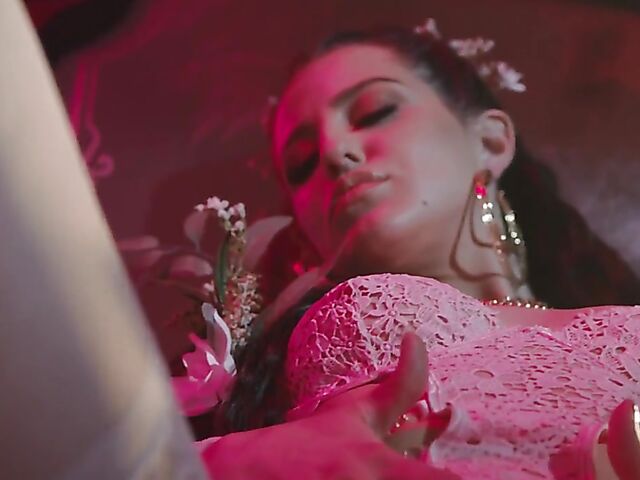 Aubree Valentine - Classy babe masturbation solo