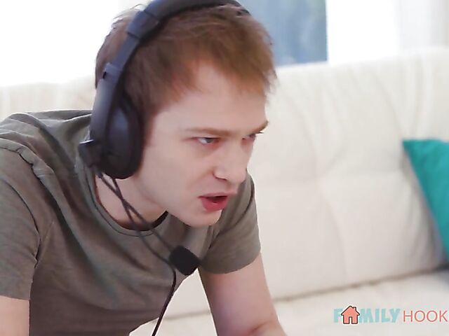 Katie Monroe - Milf big boobs and tight cunt shift gamer boy's attention