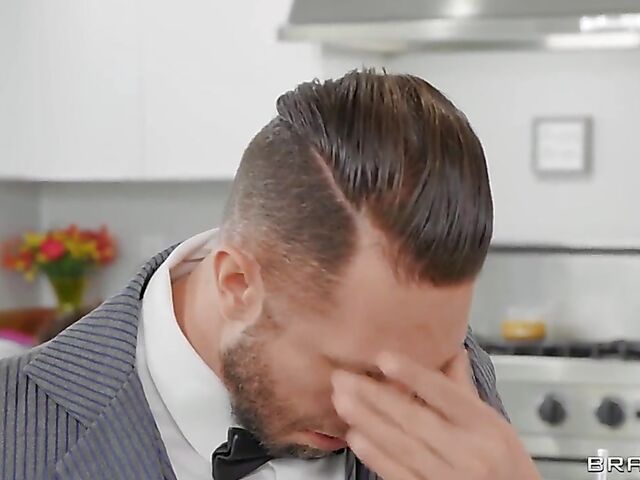 Phoenix Marie MILF stockings sex with a nerd in the kitchen