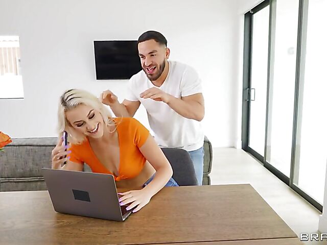 Indica Monroe - Feet fetish play is a perfect start for a good fuck