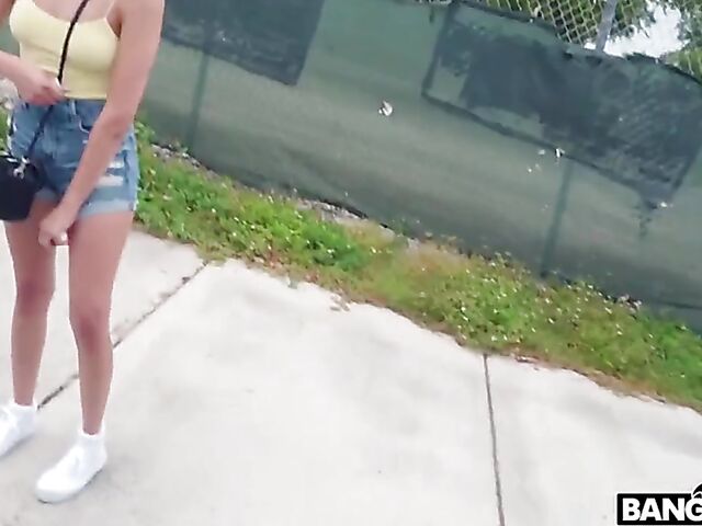 Penelope Woods - Petite latina teen anal ride