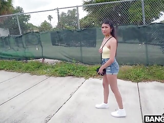 Penelope Woods - Petite latina teen anal ride