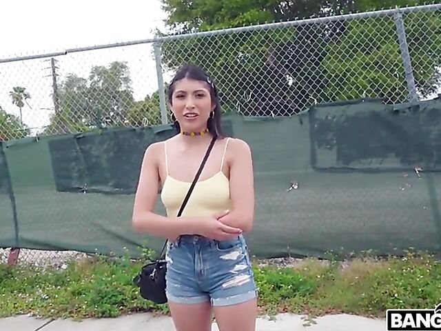 Penelope Woods - Petite latina teen anal ride
