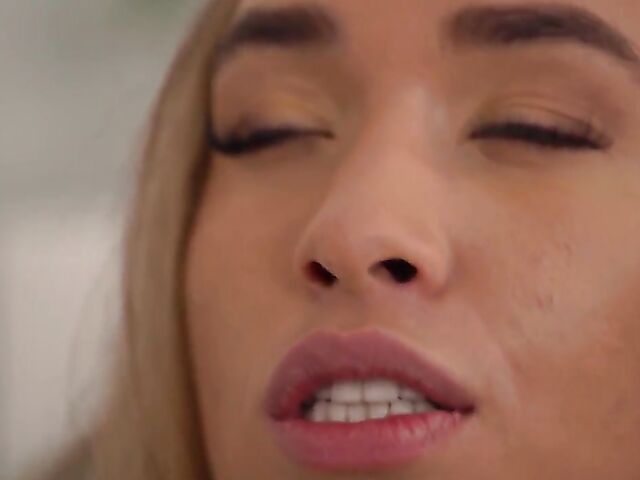 Busty lesbian nurse with a big clit Briana Banderas gets dildo fucked by Blondie Fesser