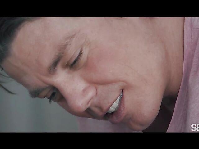 Hot sex moments with sensual brunette Melany Mendes