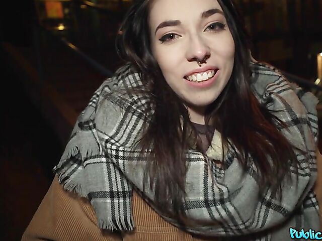 Public agent fucks pierced brunette Giada POV style after dark