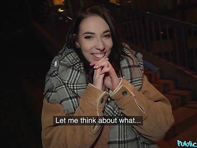 Public agent fucks pierced brunette Giada POV style after dark