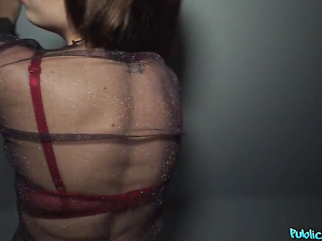 Public agent fucks pierced brunette Giada POV style after dark