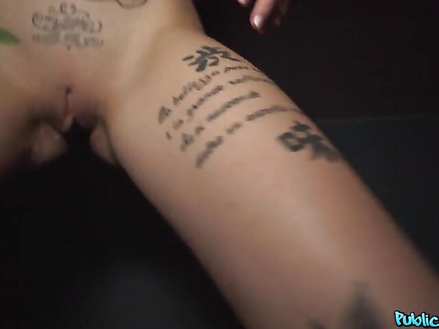 Public agent fucks pierced brunette Giada POV style after dark