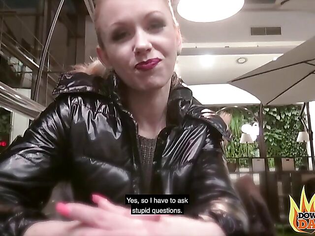 Blonde threesome POV with playful babes Linda Summer and Lucy Shine