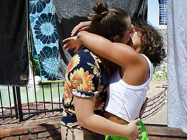 Juno & Rubi Valentine - Outdoor lesbian summer love