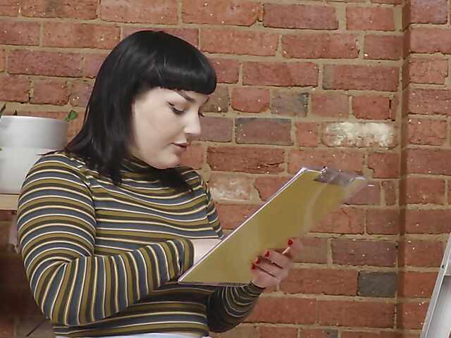 Chubby Ginny finger squirt on the ladder