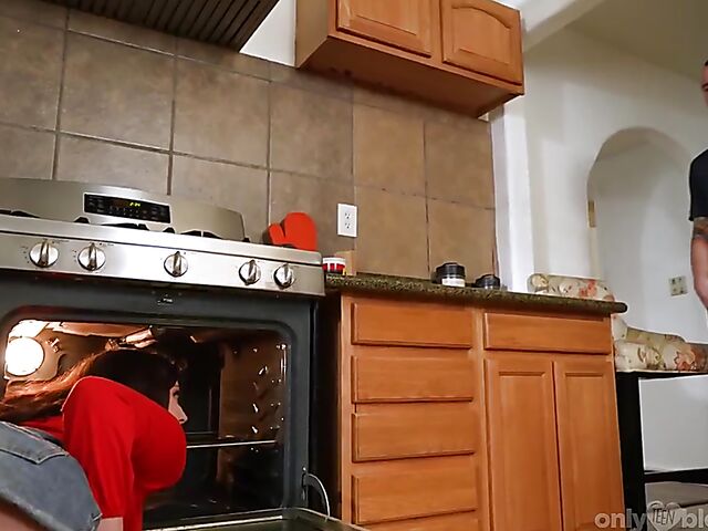 Whitney Wright - Stuck brunette blowjob in the kitchen