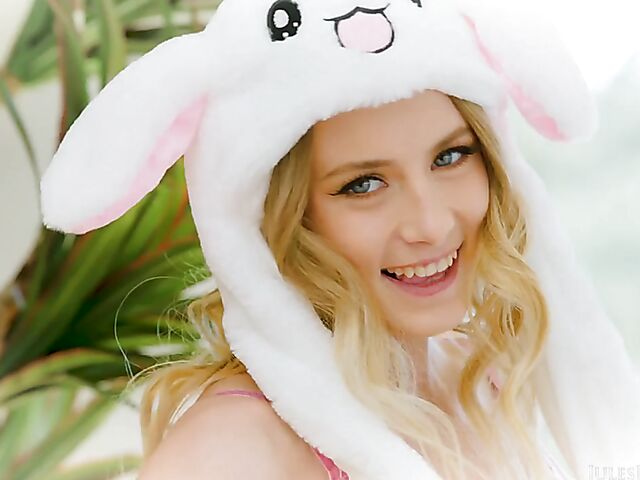 Kyler Quinn's best Easter ever with Dredd's huge black cock