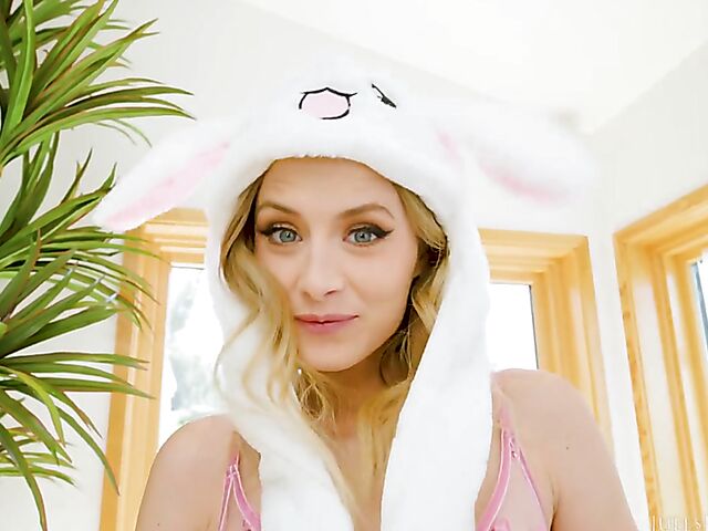 Kyler Quinn's best Easter ever with Dredd's huge black cock