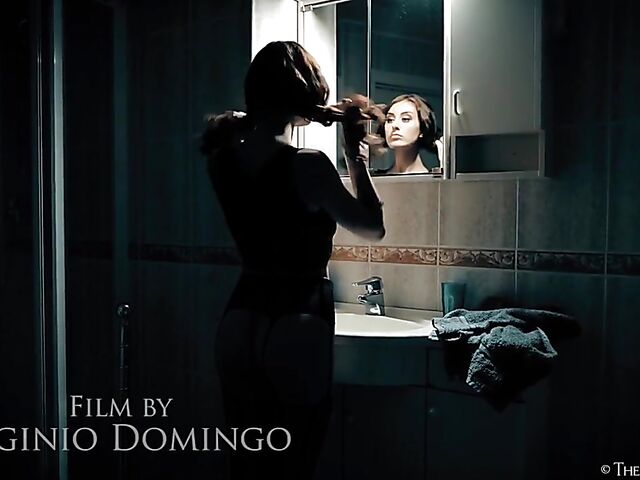 Erotic bathroom masturbation with lovely Lina