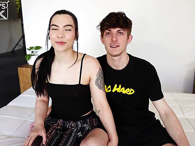 Skinny guy Bryce Kelly and his tiny tits girlfriend Alyssa Amythest