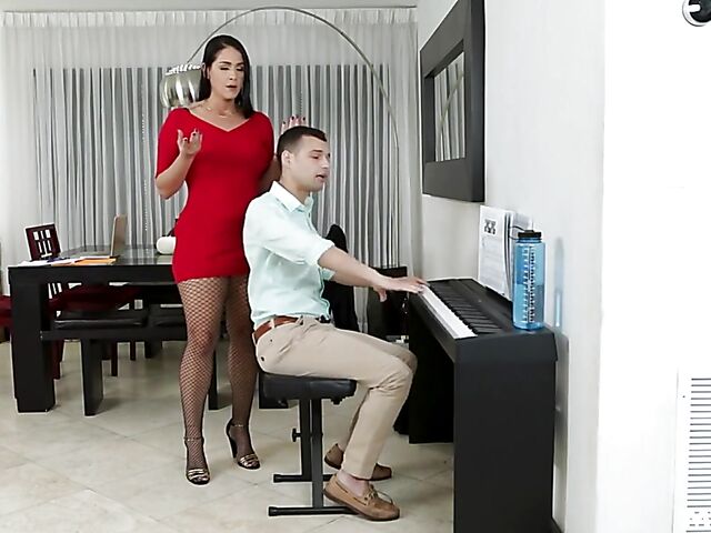 Amazing piano lesson with curvy big ass MILF Miss Raquel