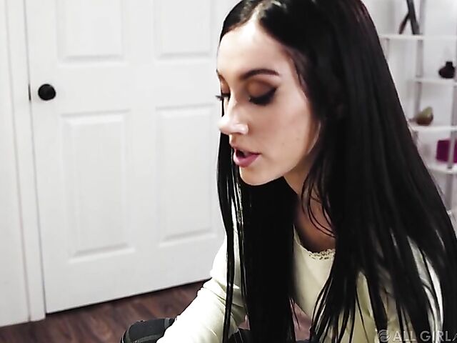 Lily Larimar & Jazmin Luv - Cute lesbian seduced and eaten out