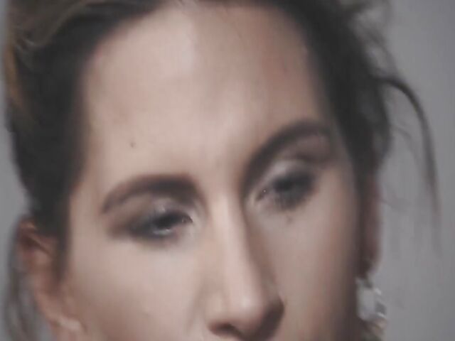 Leidy De Leon - Sensual morning masturbation