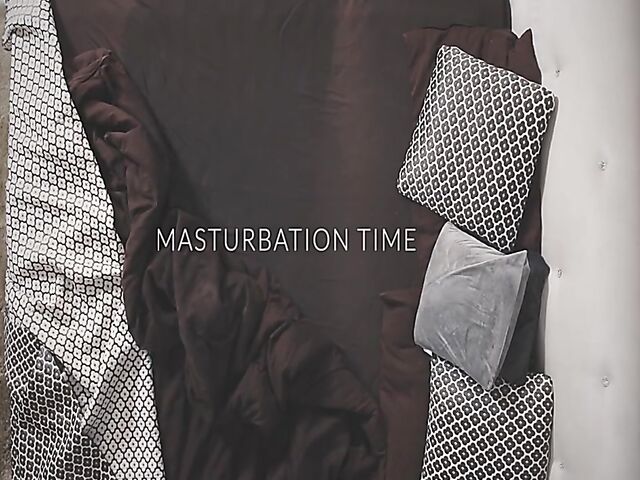 Leidy De Leon - Sensual morning masturbation