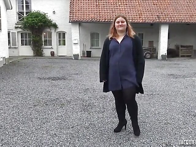 Manon - 21-year-old French BBW anal fucked