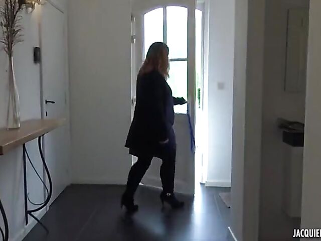 Manon - 21-year-old French BBW anal fucked