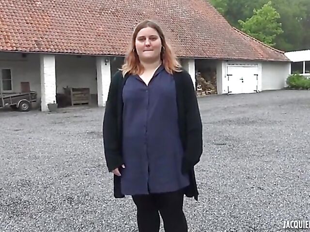 Manon - 21-year-old French BBW anal fucked