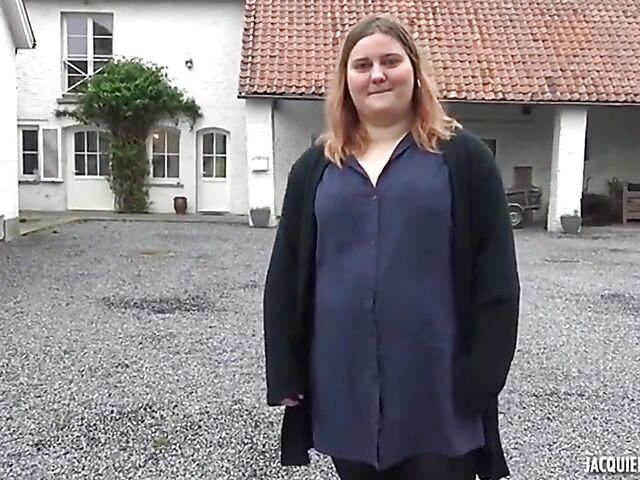 Manon - 21-year-old French BBW anal fucked