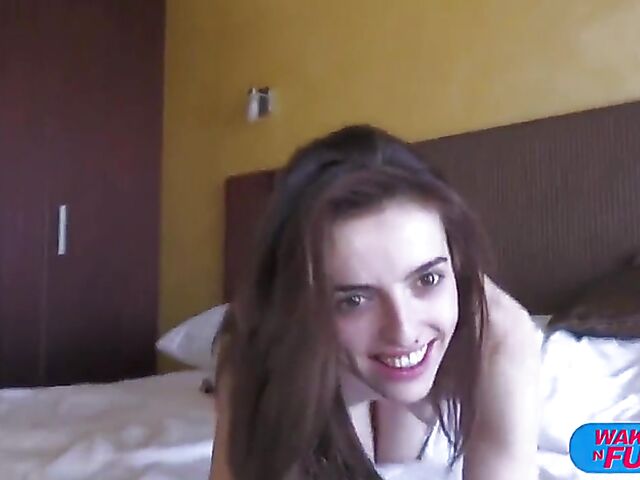 Skinny anal lover Alba Lala spends her morning with Woodman