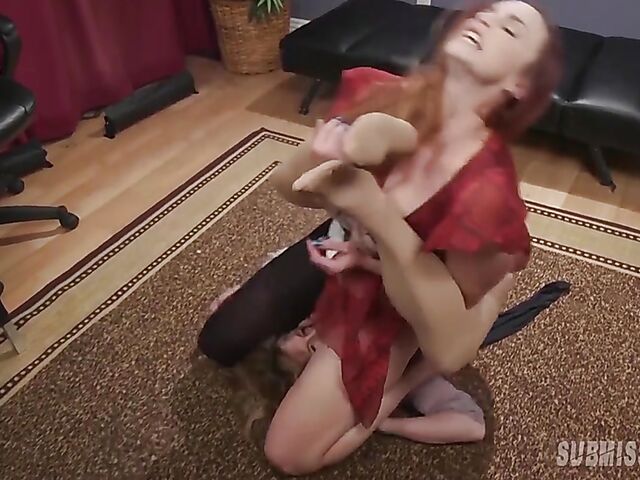 Lesbian catfight and strapon domination at work with Ariel X and Bella Rossi