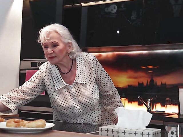 Horny granny hardcore fucked by a young stud