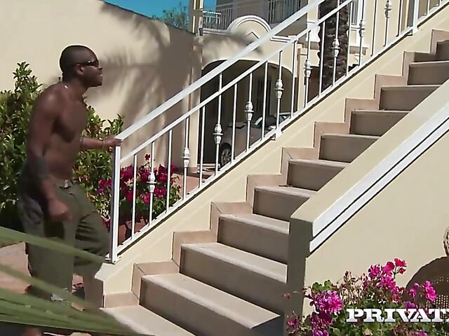 Outdoor interracial anal in the sun with hot Veronica