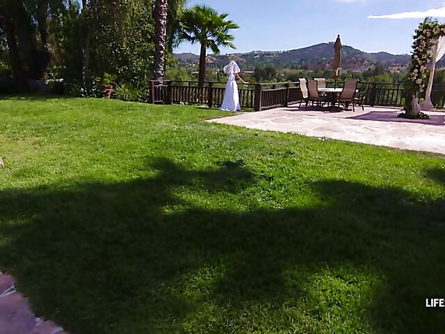 POV redhead bride Vanna Bardot's wedding fuck from your point of view