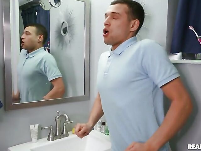 Spying on young asian chick Mina Moon masturbating