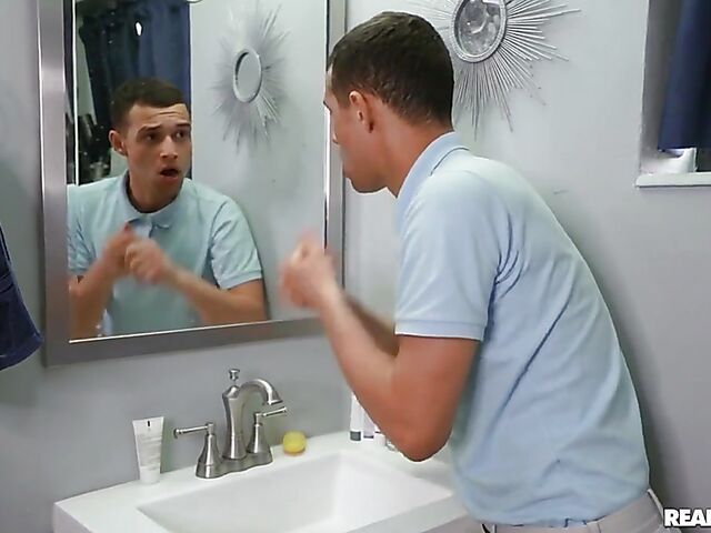 Spying on young asian chick Mina Moon masturbating