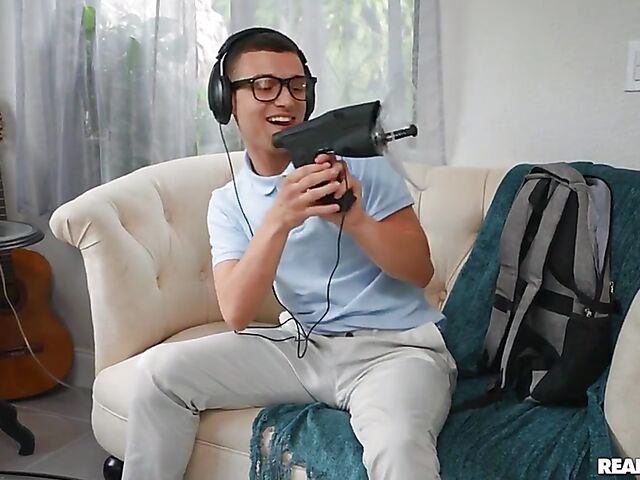 Spying on young asian chick Mina Moon masturbating