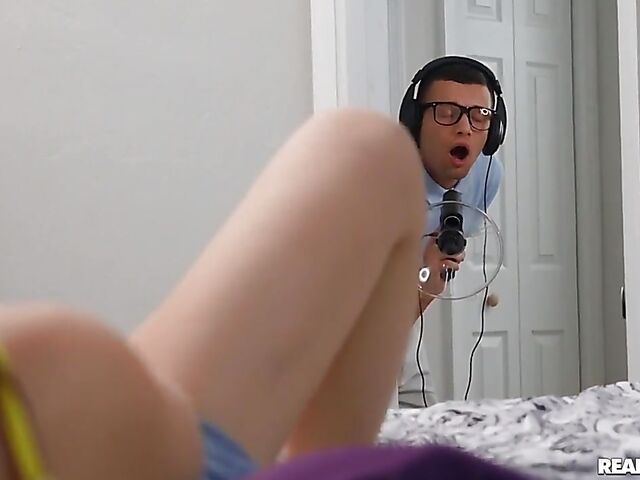 Spying on young asian chick Mina Moon masturbating