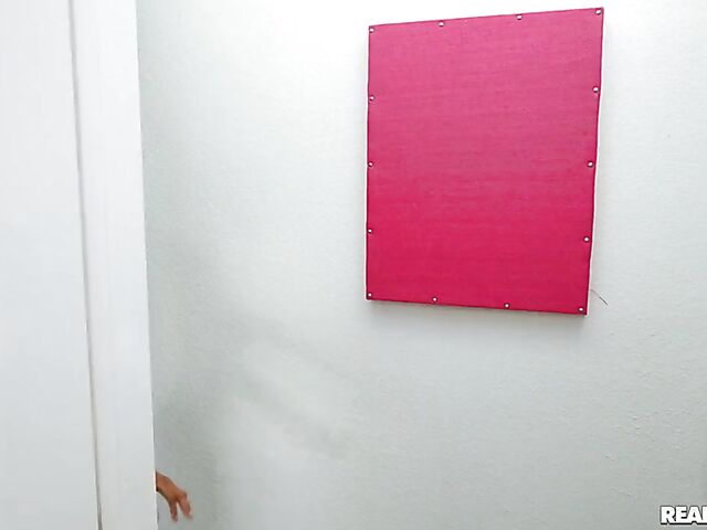 Virtual and real with skinny teen Alicia Williams