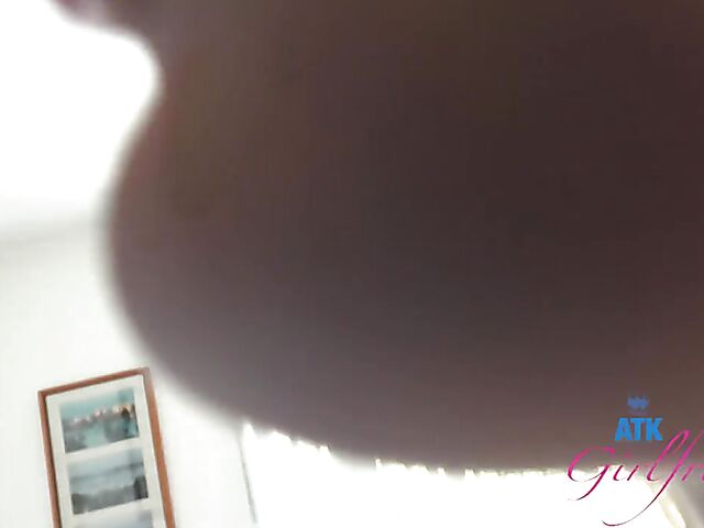 Virtual sex POV with tattooed shaved girlfriend Anna Claire Clouds